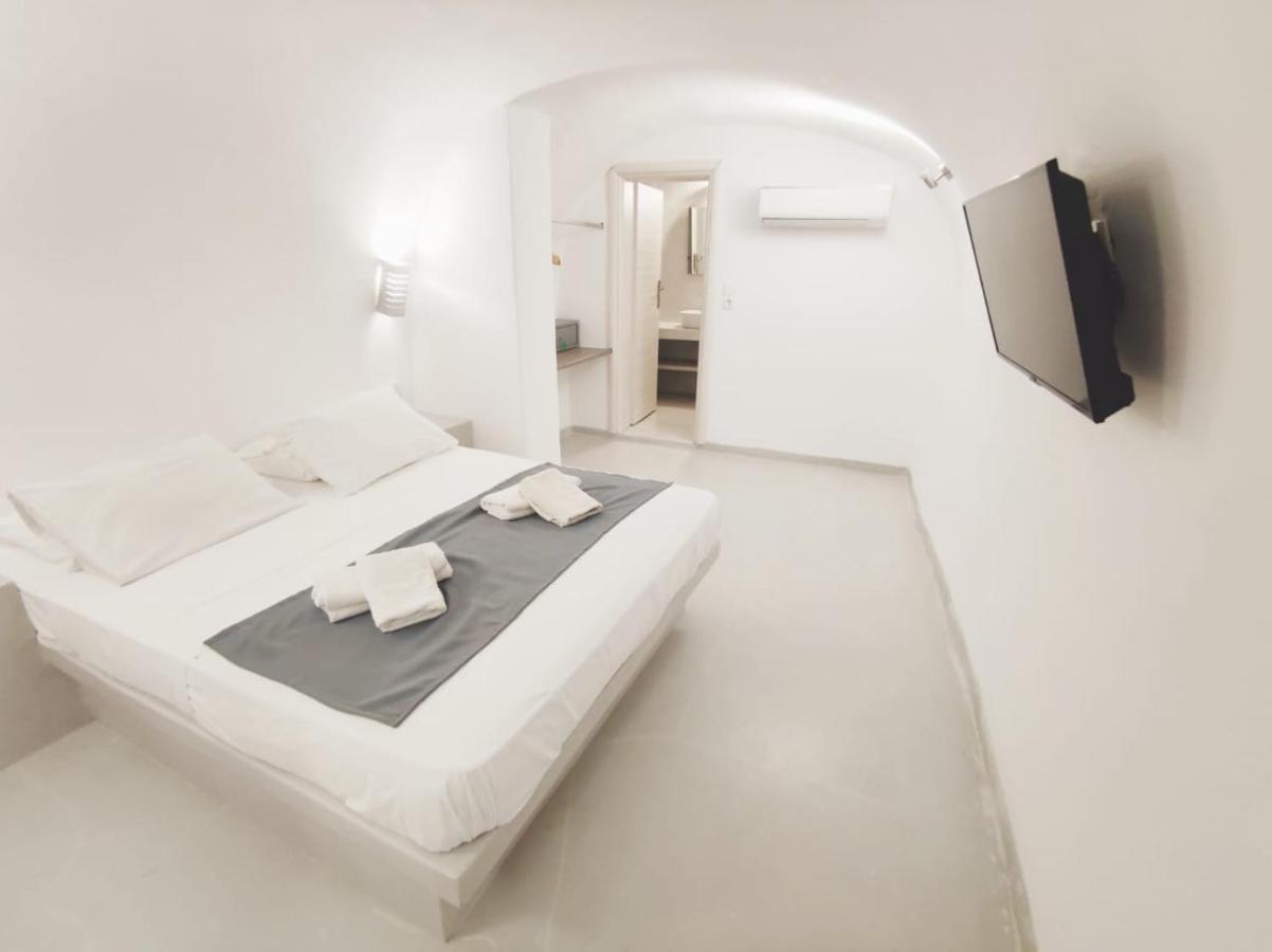 Livin Santorini - Center Rooms Santorini Island Exterior foto